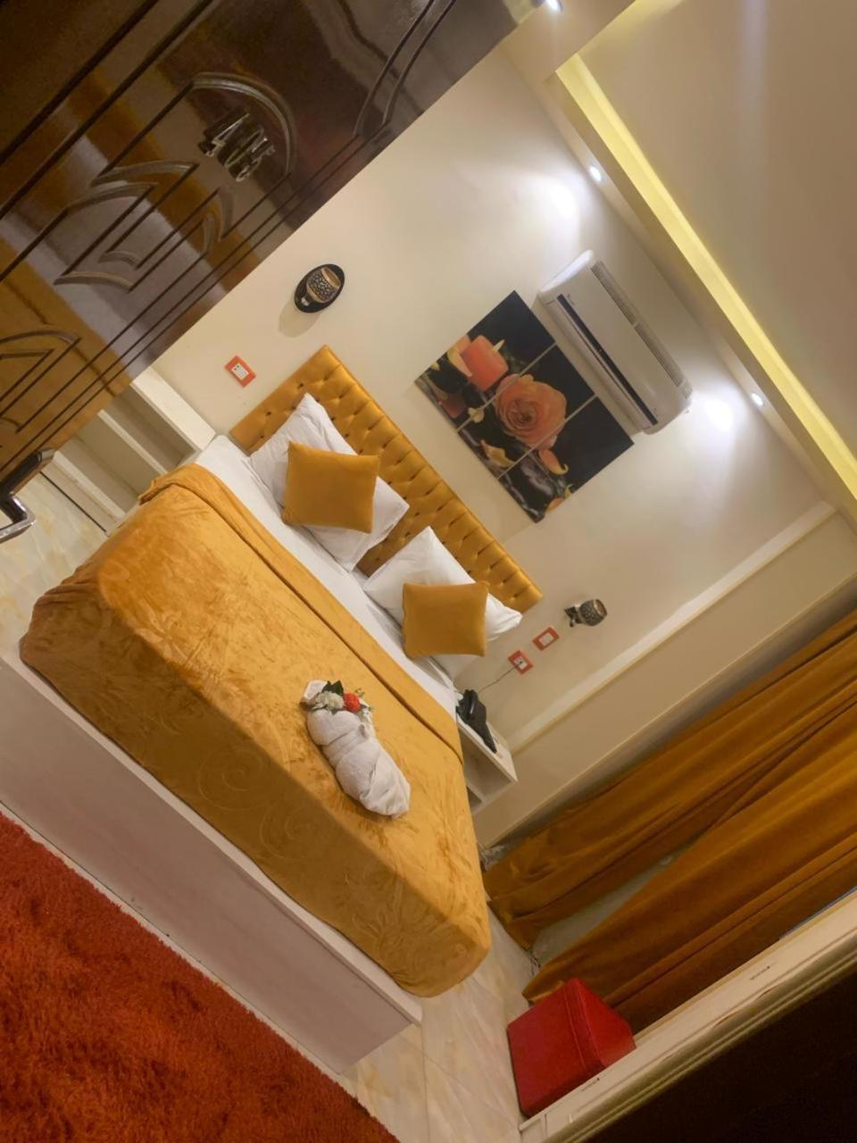 Salvatore Room With Simple Breakfast- Al Dokki Giza Luaran gambar